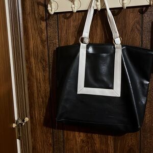Estée Lauder bag